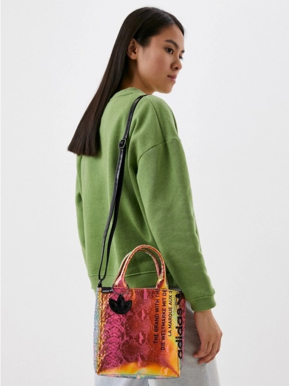 Adidas Conscious Logo Snake Print Tote Bag Vivid Pink Metallic
Limited Edition